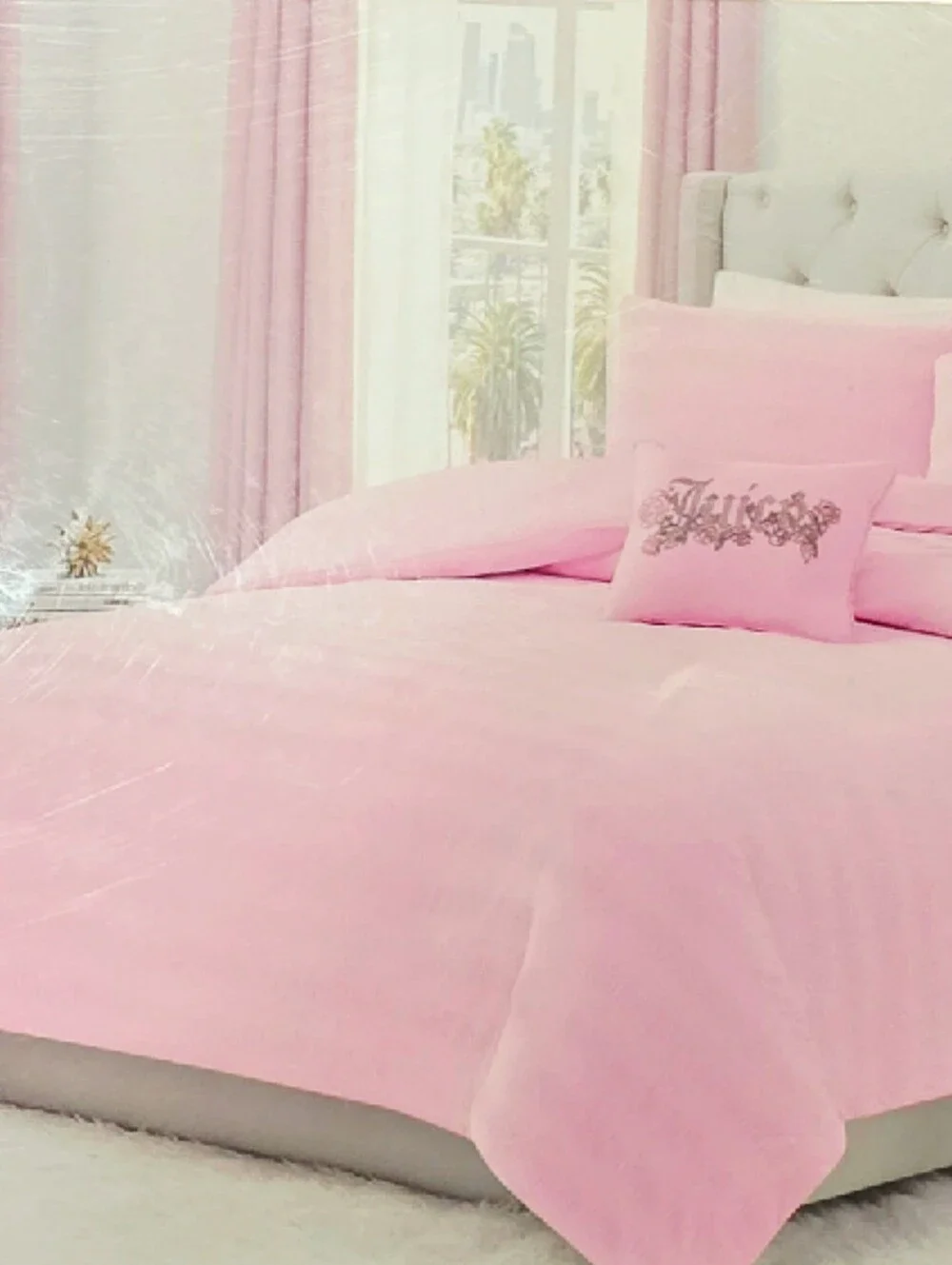Juicy Couture Home Textured Velvet Plush Queen Comforter Set